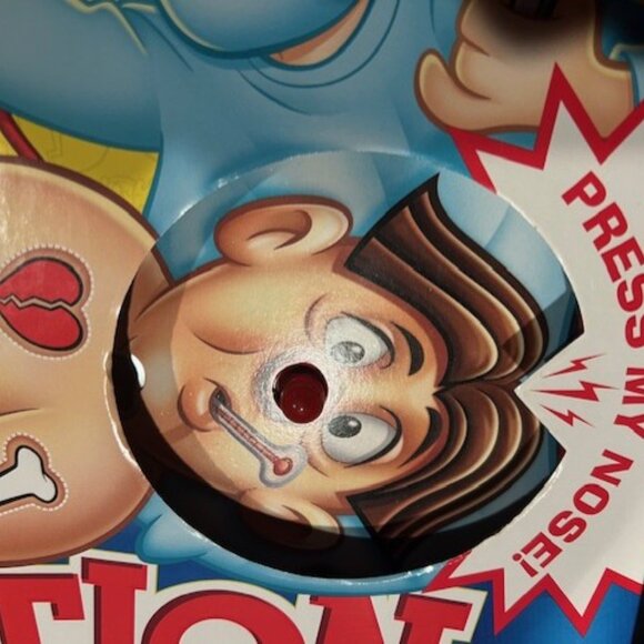 Hasbro Operation Interactive Game - Family/Friends Board Game - NEW - Picture 4 of 5